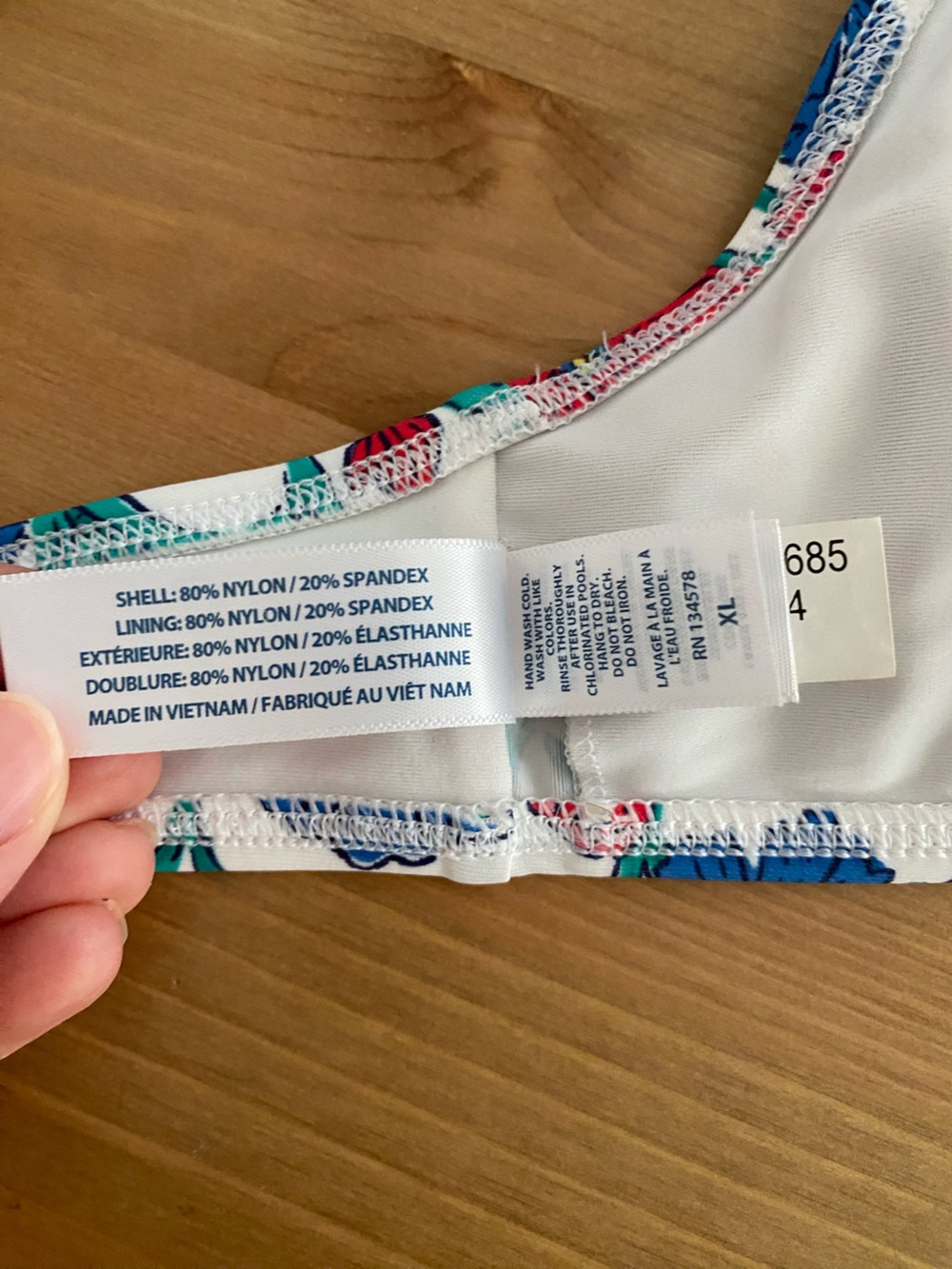 Vineyard Vines Tisbury Floral bikini Top Size XL Knot Front Adjustable Triangle - Picture 8 of 9